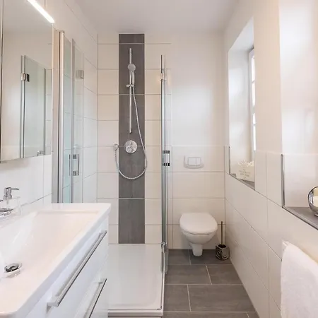 Luette Jung Хузум